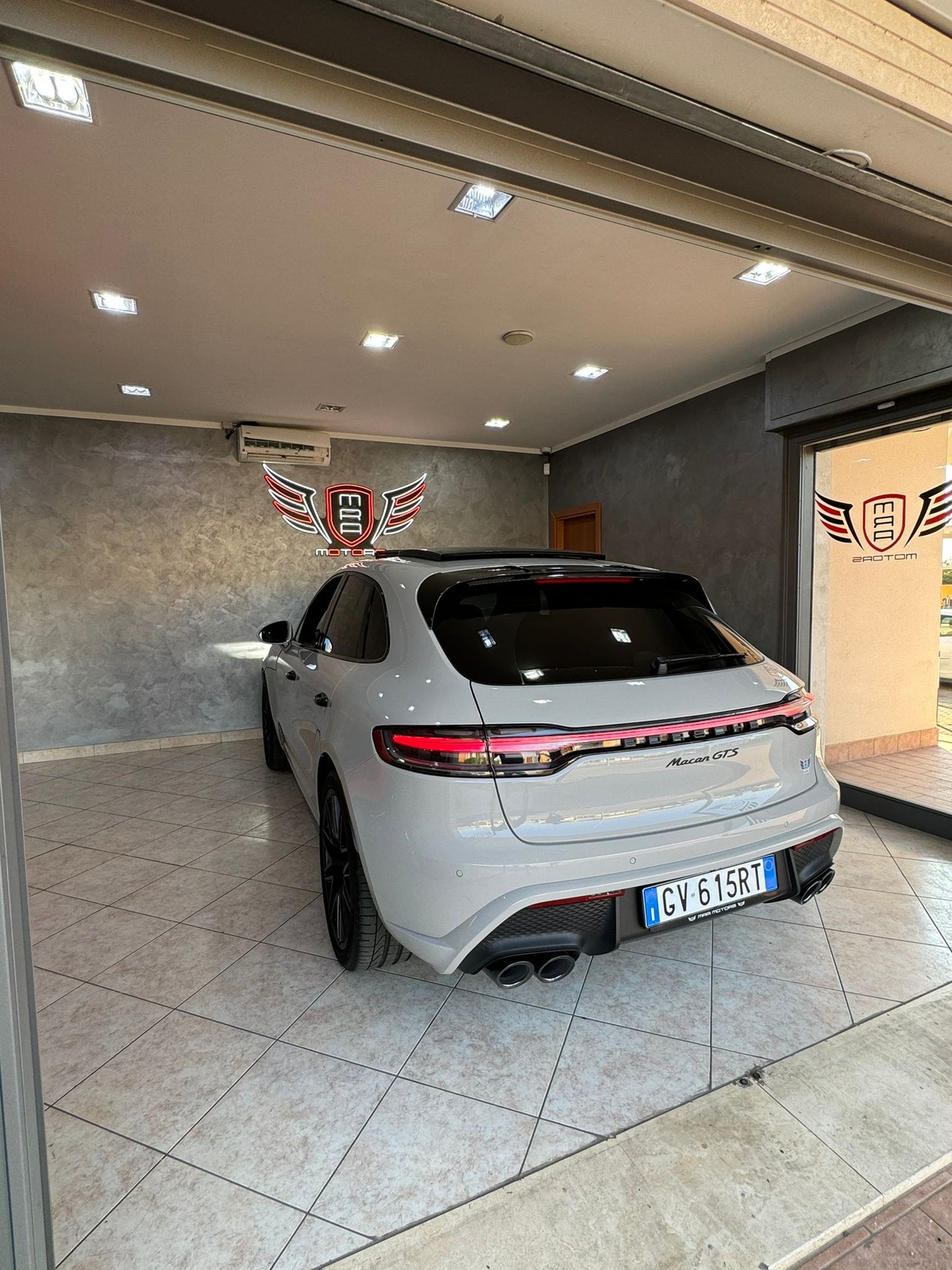 PORSCHE Macan GTS Gesso