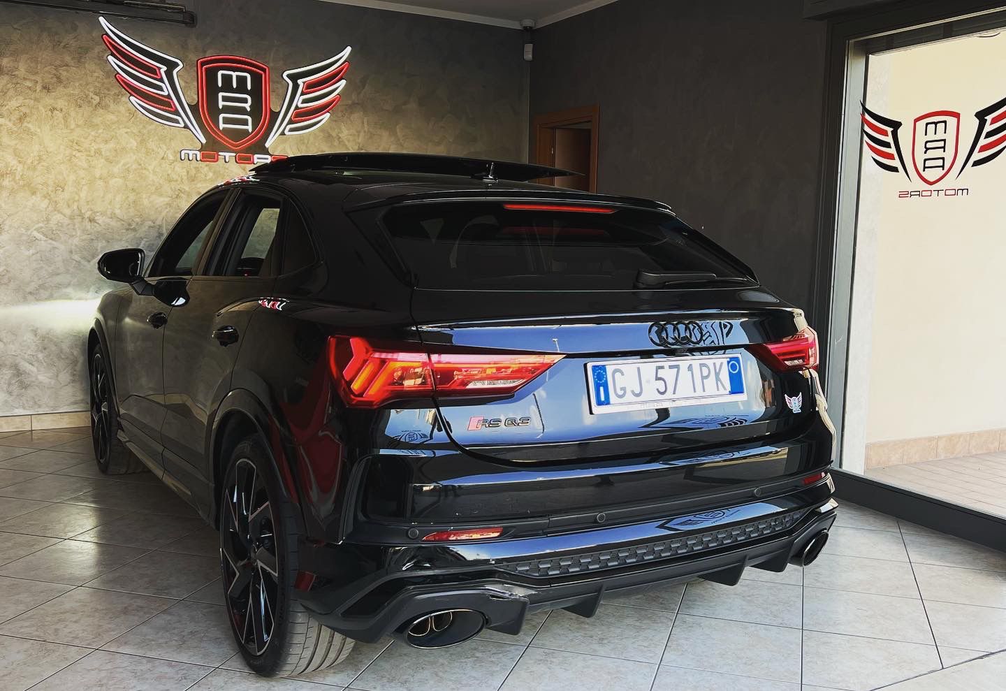 AUDI RsQ3 Nero