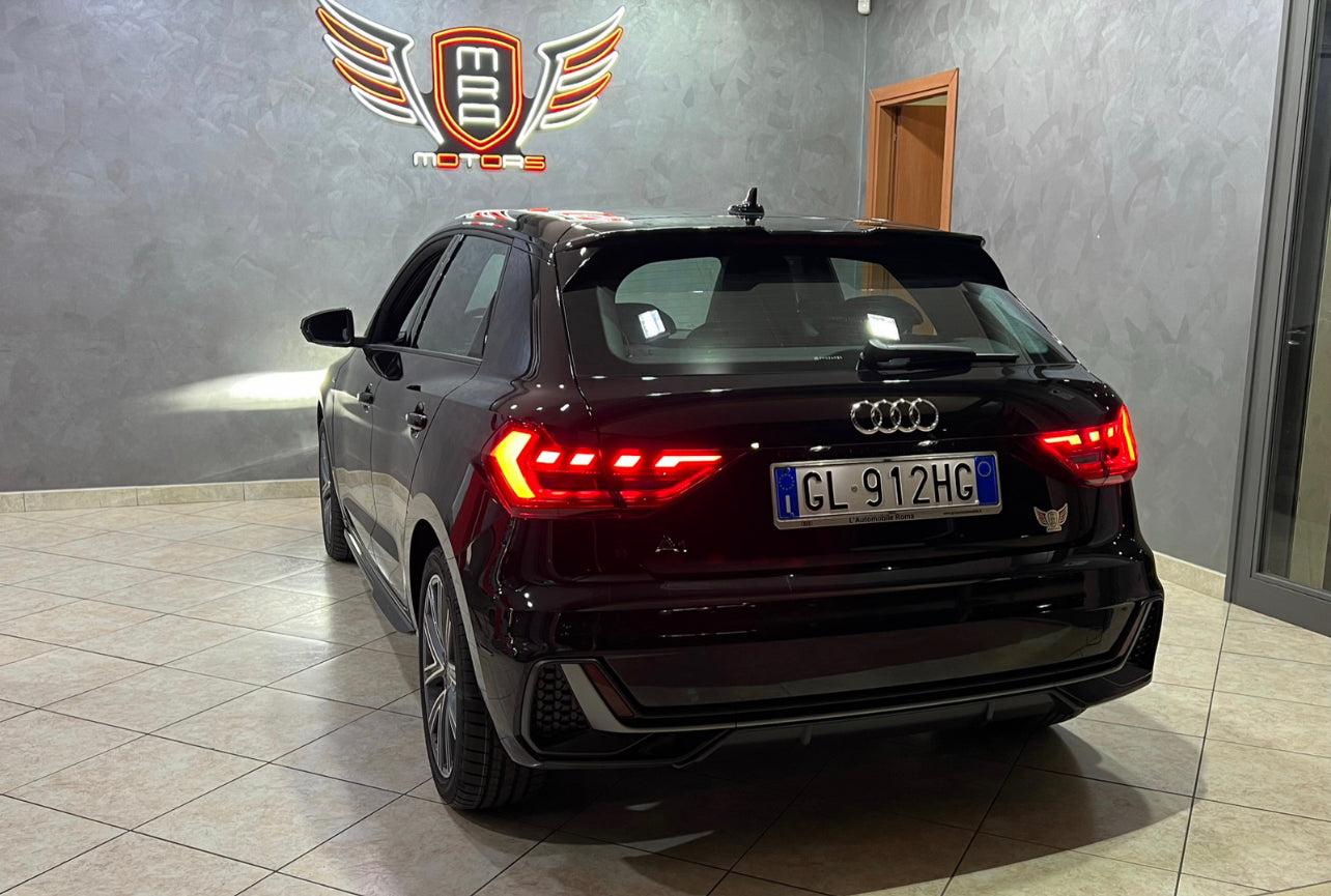 AUDI A1 S LINE NERO