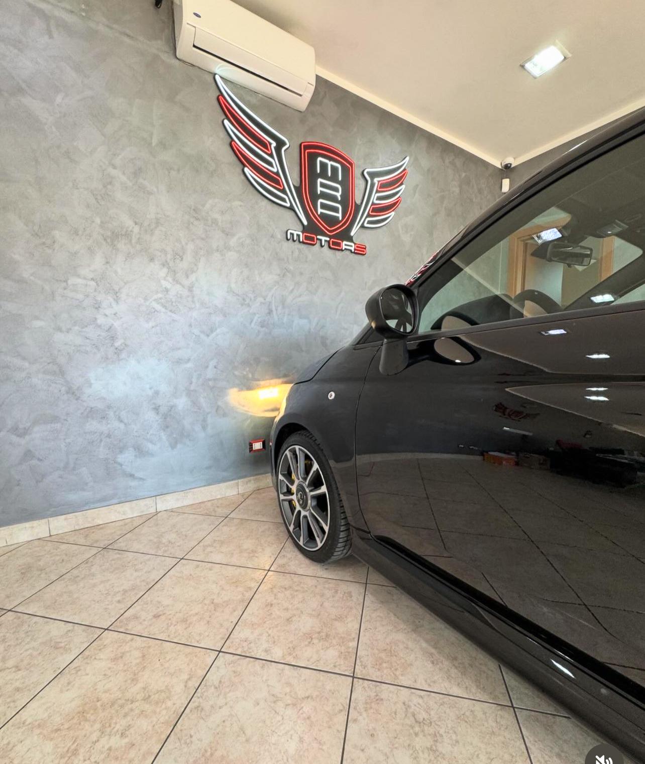 ABARTH 695 NERA