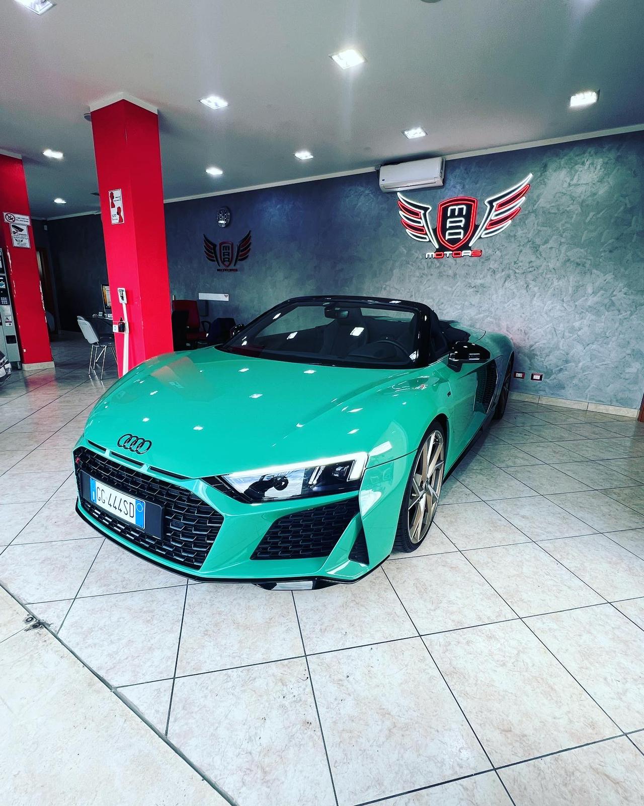 AUDI R8 Verde Acqua