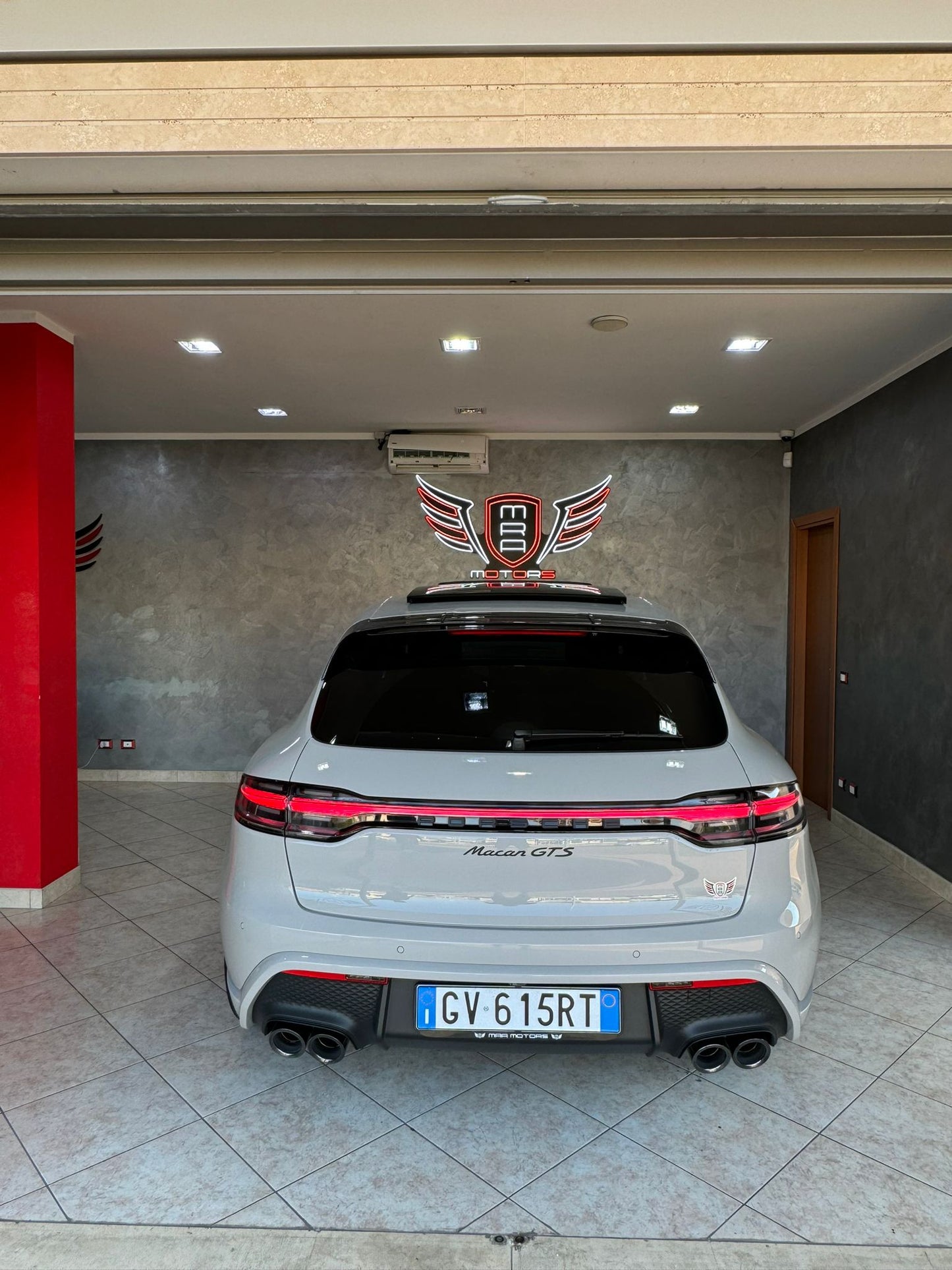 PORSCHE Macan GTS Gesso