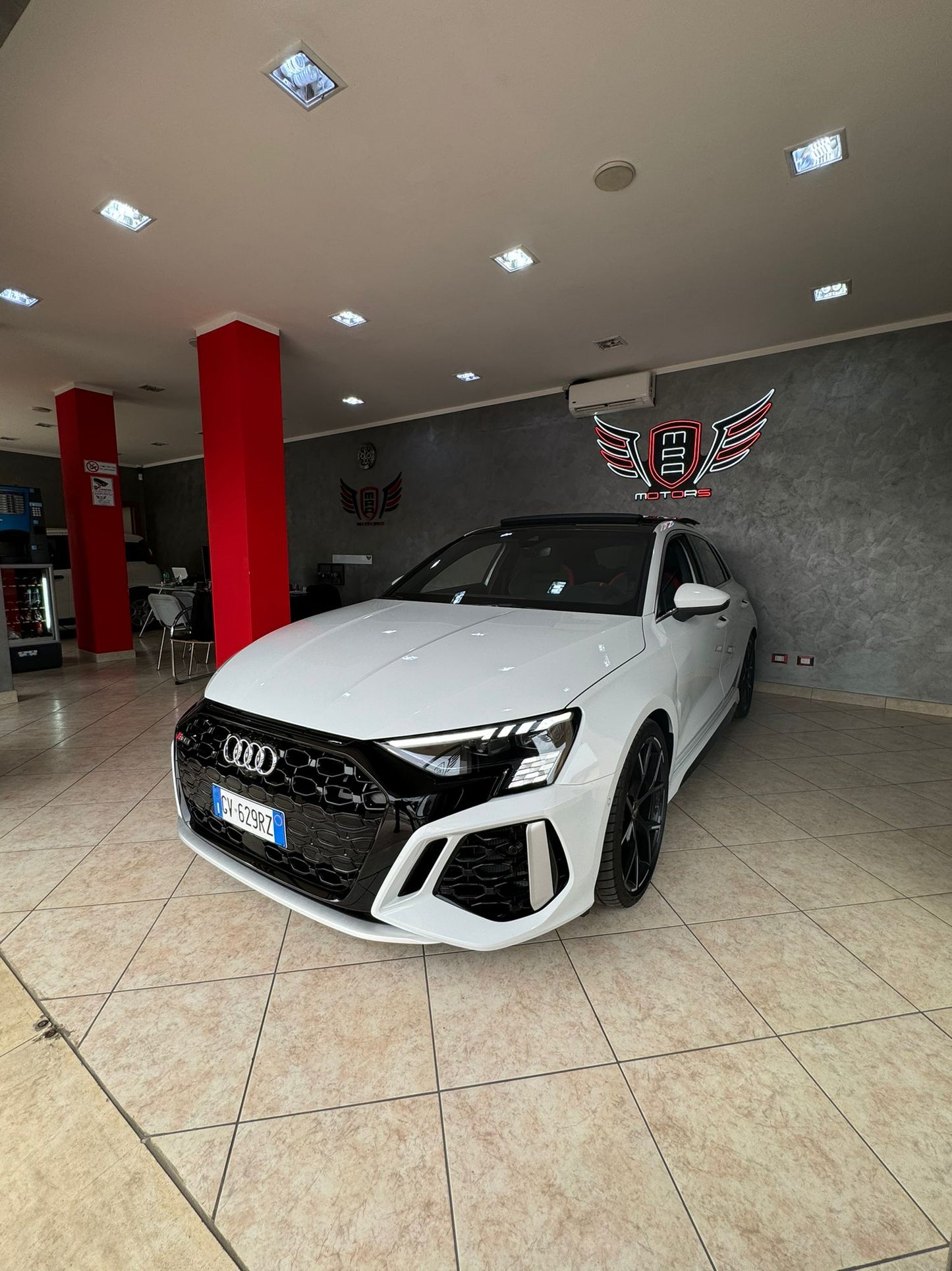 AUDI Rs3 Bianco