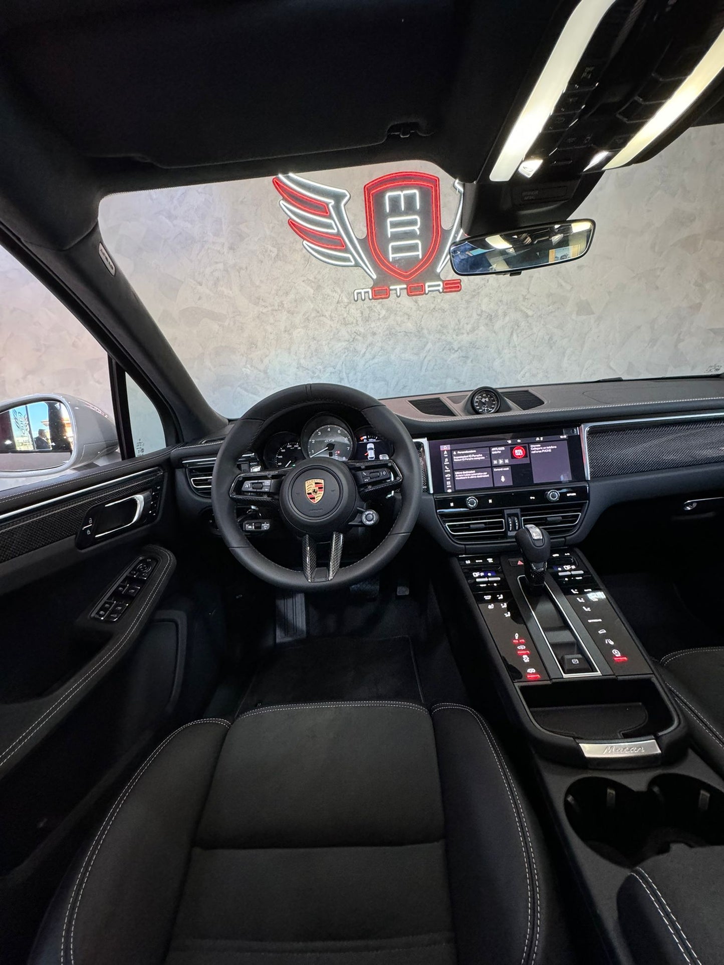PORSCHE Macan GTS Gesso