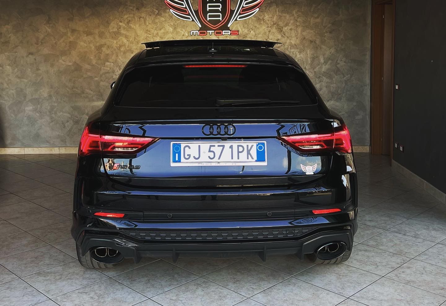 AUDI RsQ3 Nero