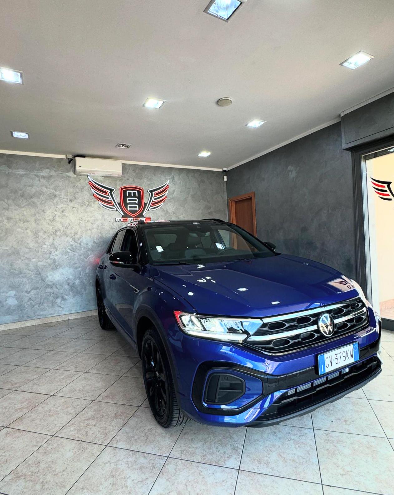 VOLKSWAGEN T-Roc Blue