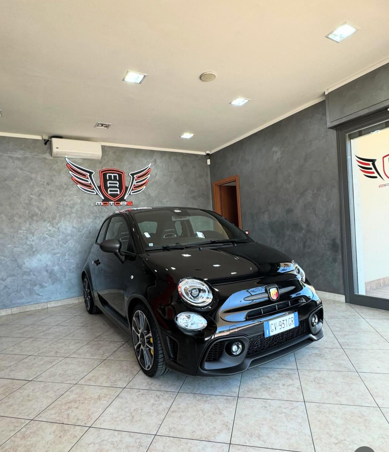 ABARTH 695 NERA